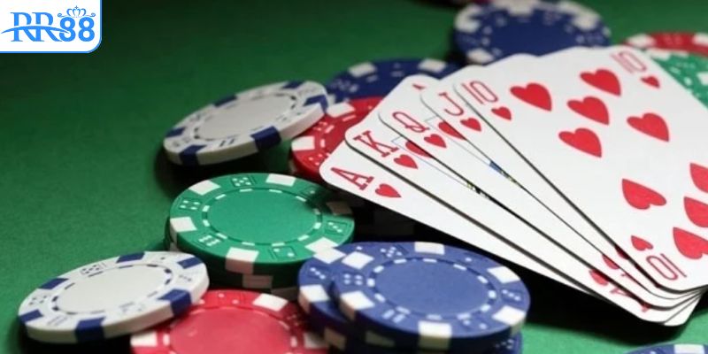 poker-game-bai-duoc-ua-chuong-nhat-tai-rr88